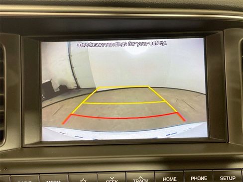 Used 2020 Hyundai Elantra SEL w/ Cargo Package (C1) image 6