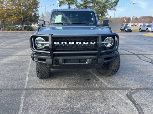 Used 2024 Ford Bronco Wildtrak image 2