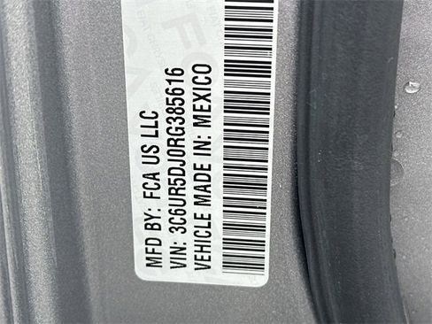 Used 2024 RAM 2500 Big Horn w/ Sport Appearance Package image 33