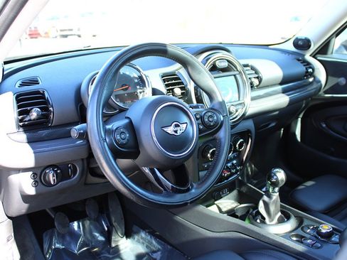 Used 2018 MINI Cooper Clubman S image 17