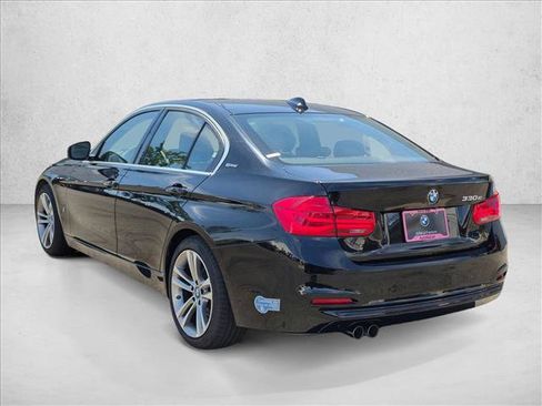 Used 2018 BMW 330e RWD image 7