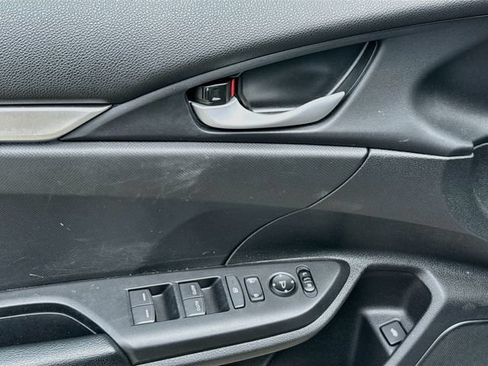 Used 2019 Honda Civic Sport image 19