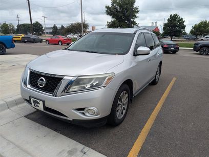 Used 2013 Nissan Pathfinder SV w/ Trailer Tow Pkg
