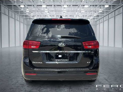 Used 2020 Kia Sedona EX FWD image 4