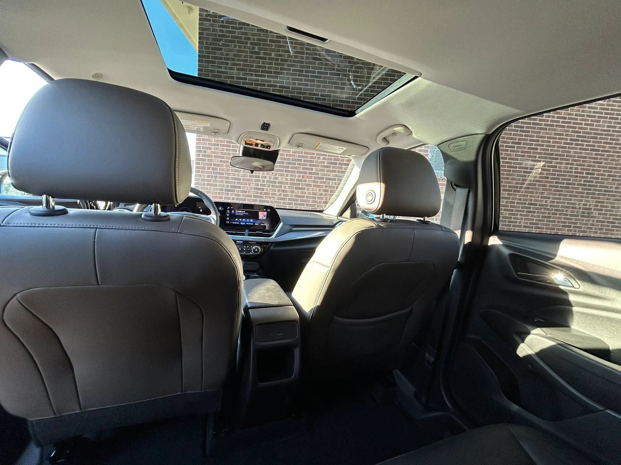 Used 2025 Chevrolet Trax ACTIV w/ Driver Confidence Package FWD image 23