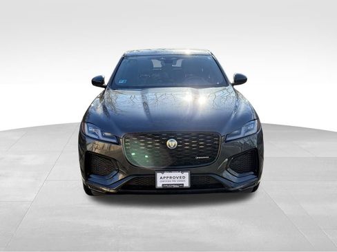 Used 2025 Jaguar F-PACE R-Dynamic S image 2