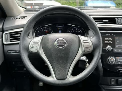 Used 2016 Nissan Rogue S AWD/4WD image 7