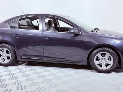 Used 2015 Chevrolet Cruze LT FWD image 2