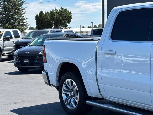Used 2023 RAM 1500 Limited AWD/4WD image 3