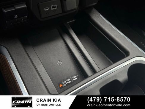 Used 2022 Chevrolet Silverado 3500 High Country w/ Z71 Off-Road Package AWD/4WD image 18