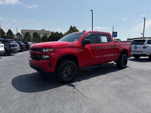 Used 2021 Chevrolet Silverado 1500 Custom AWD/4WD image 7