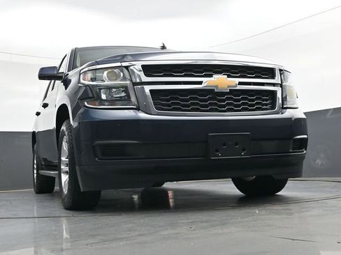 Used 2020 Chevrolet Tahoe LT w/ Max Trailering Package AWD/4WD image 38