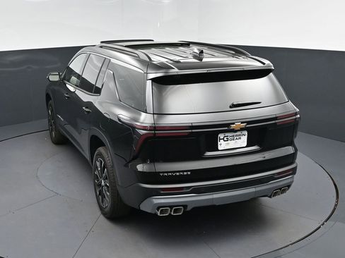 New 2026 Chevrolet Traverse LT w/ Sun and Wheel Package FWD image 33