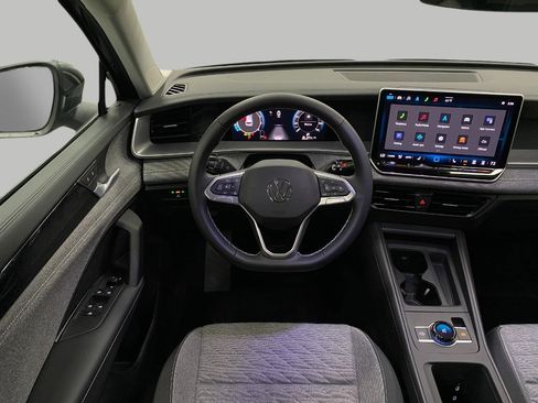 New 2025 Volkswagen Tiguan S image 12