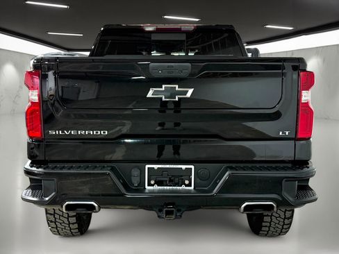 Used 2021 Chevrolet Silverado 1500 LT Trail Boss w/ Convenience Package II image 9