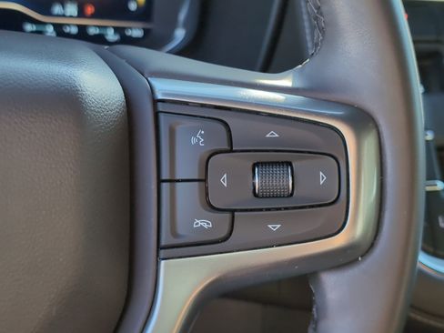 Used 2024 Chevrolet Tahoe Z71 w/ Luxury Package image 22