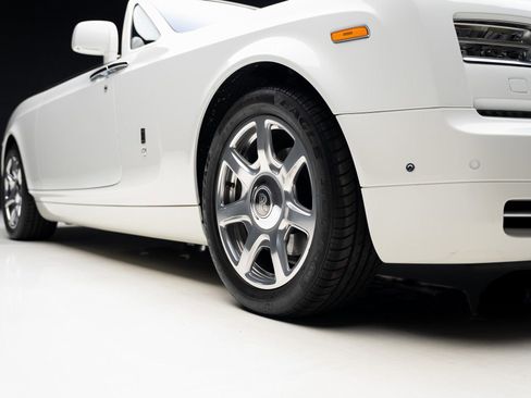 Used 2013 Rolls-Royce Phantom Drophead Coupe RWD image 79
