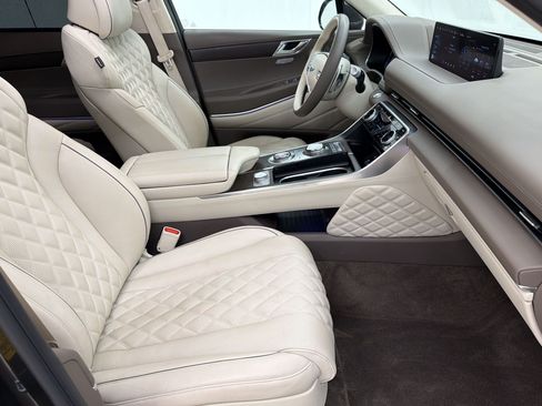 Used 2024 Genesis GV80 3.5T w/ Prestige Package AWD/4WD image 24