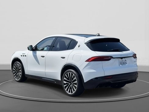 New 2025 Maserati Grecale Modena AWD/4WD image 4