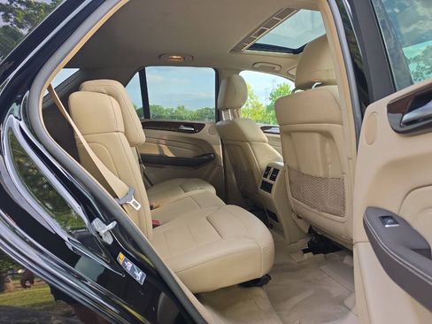 Used 2013 Mercedes-Benz ML 350 4MATIC image 28