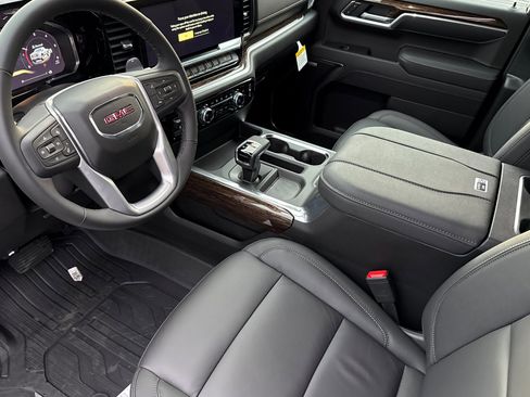 New 2026 GMC Sierra 1500 Elevation w/ Elevation Premium Package image 11