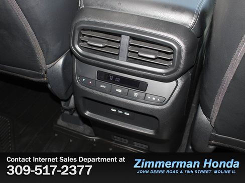 Certified 2025 Honda Pilot Touring image 10