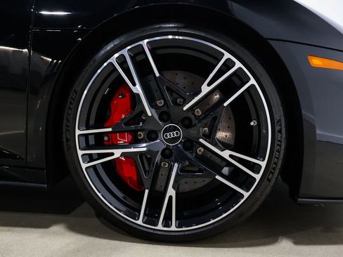 Used 2022 Audi R8 V10 performance image 34