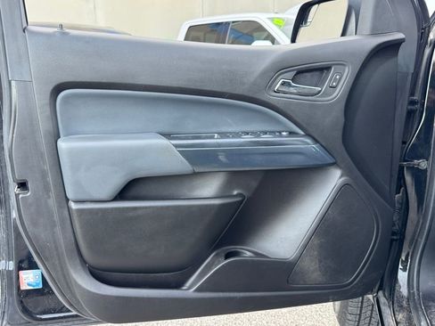 Used 2017 Chevrolet Colorado Z71 image 14