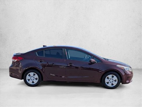 Used 2018 Kia Forte LX w/ LX Popular Package FWD image 4