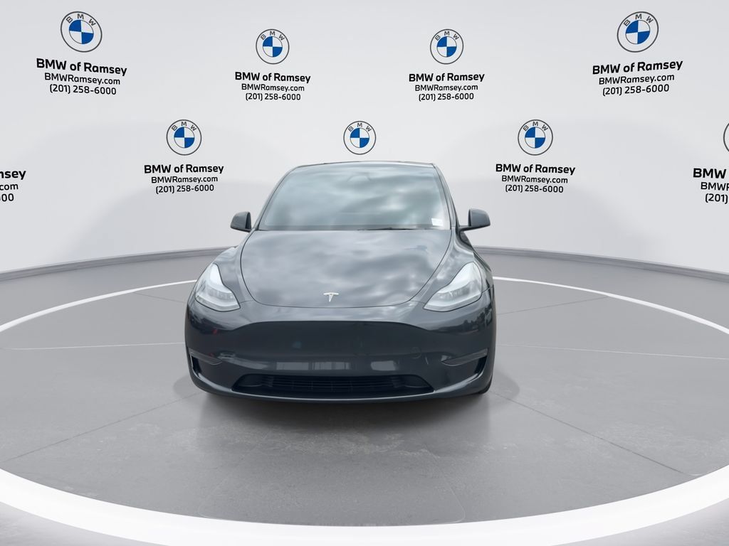Used 2024 Tesla Model Y Long Range RWD image 3