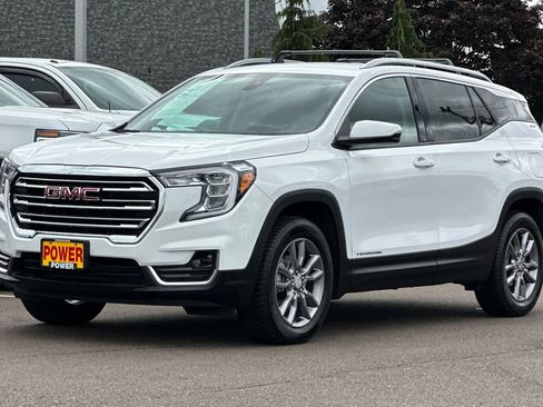 Used 2023 GMC Terrain SLT AWD/4WD image 8