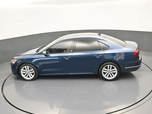 Used 2019 Volkswagen Passat 2.0T Wolfsburg image 45