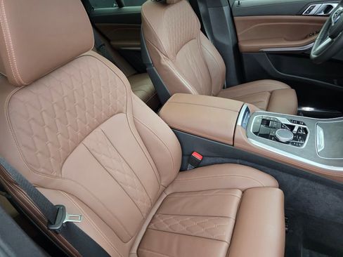 Used 2024 BMW X5 sDrive40i w/ M Sport Package RWD image 28