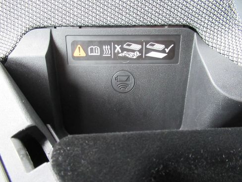 Certified 2025 Cadillac Optiq Sport 2 w/ LPO, Floor Liner Package AWD/4WD image 27