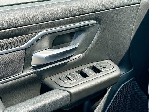 New 2026 RAM 1500 4x4 Crew Cab image 22