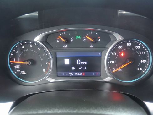 Used 2020 Chevrolet Traverse LT w/ LT Premium Package image 12