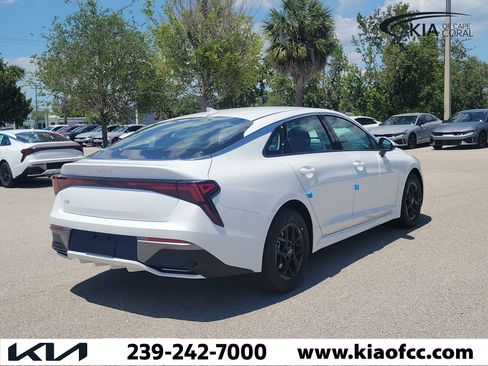 New 2026 Kia K5 LXS FWD image 6