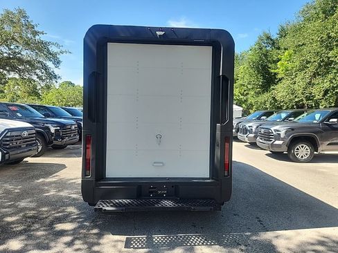 Used 2024 Chevrolet Brightdrop 400 w/ Commercial Equipment Package AWD/4WD image 3