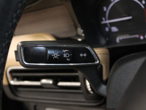 Used 2020 Lincoln Corsair Reserve image 39