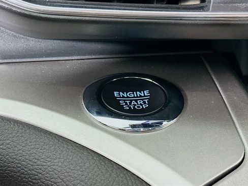 Certified 2022 Ford Explorer XLT w/ Equipment Group 202A image 21