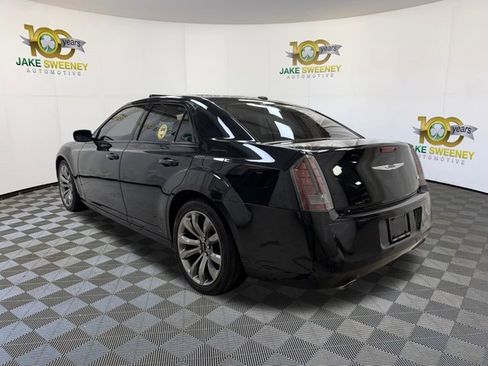 Used 2014 Chrysler 300 S w/ Luxury Group image 7