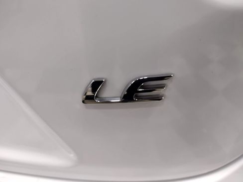 Used 2023 Toyota Corolla LE image 14