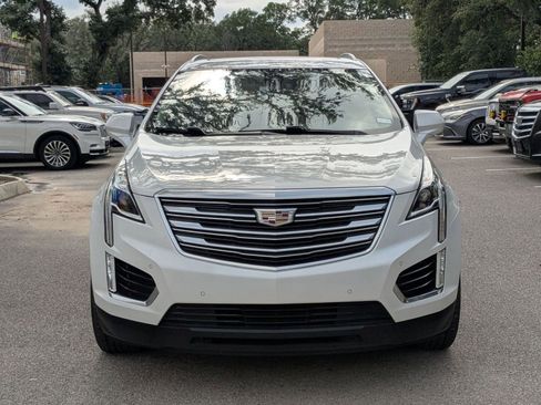 Used 2017 Cadillac XT5 Premium Luxury FWD image 8