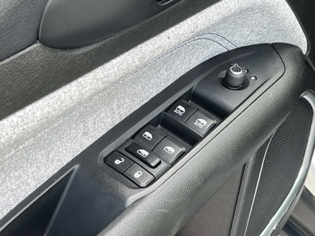Used 2024 Jeep Compass Latitude AWD/4WD image 26