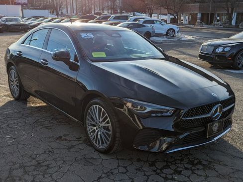 Used 2025 Mercedes-Benz CLA 250 CLA 250 4MATIC Coupe image 5