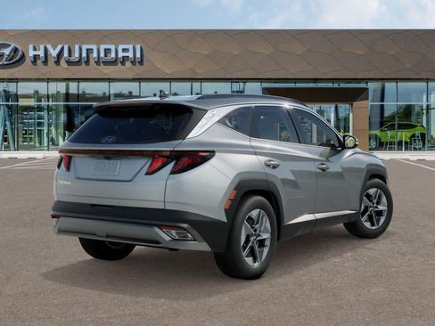 Used 2026 Hyundai Tucson SEL FWD image 4