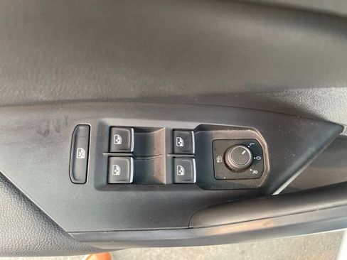 Used 2021 Volkswagen Jetta SEL FWD image 16