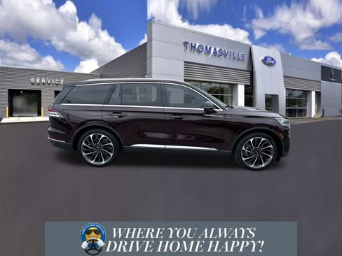 Used 2024 Lincoln Aviator Reserve w/ Equipment Group 201A RWD image 2