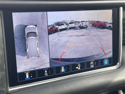 Used 2021 GMC Yukon XL Denali w/ Denali Premium Package image 20