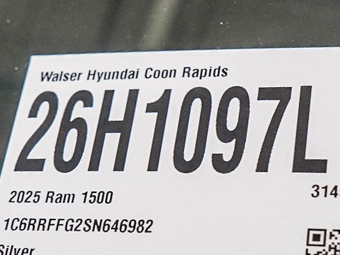Used 2025 RAM 1500 Big Horn AWD/4WD image 31